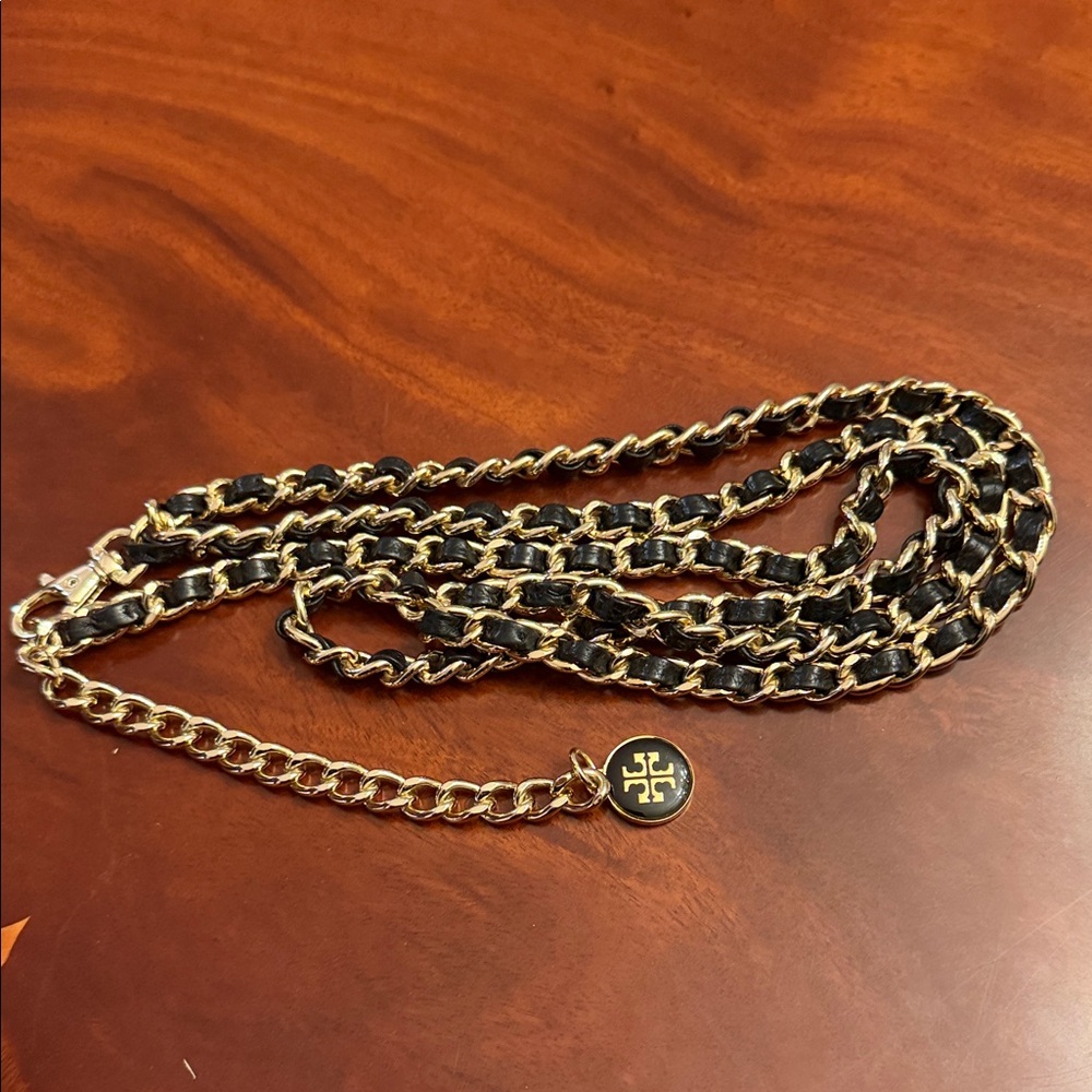 Tory Burch Elegant Gold and Black Chain Belt - Picture 4 of 4